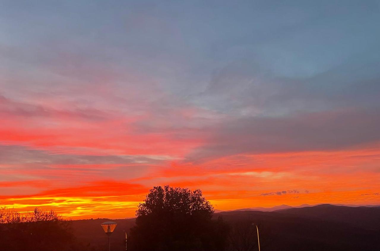 Il Tramonto Διαμέρισμα Μονταλτσίνο Εξωτερικό φωτογραφία